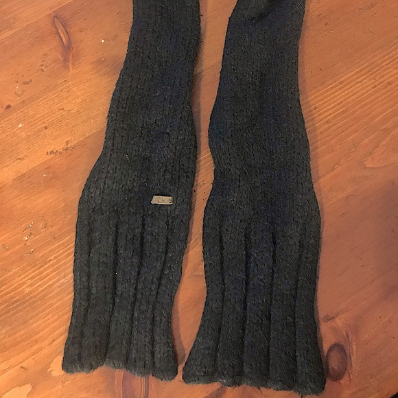 Orb wool scarf - Picture 2 of 2